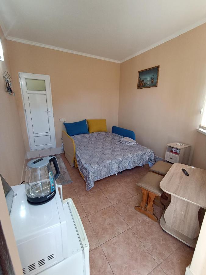 Hotel By The Sea Rozetta Sukhumi Luaran gambar
