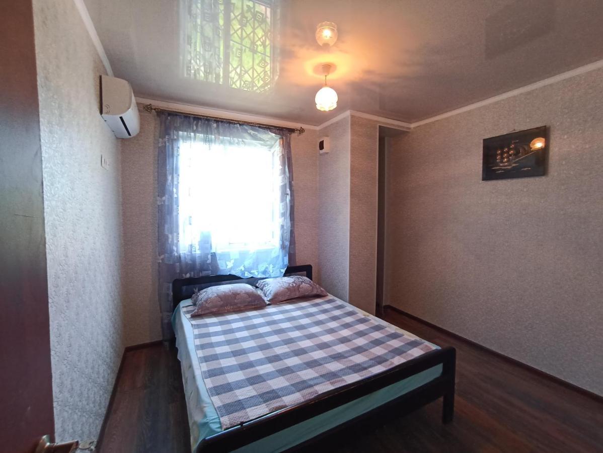 Hotel By The Sea Rozetta Sukhumi Luaran gambar