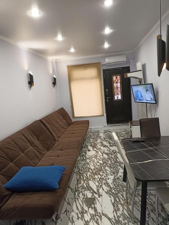 Hotel By The Sea Rozetta Sukhumi Luaran gambar