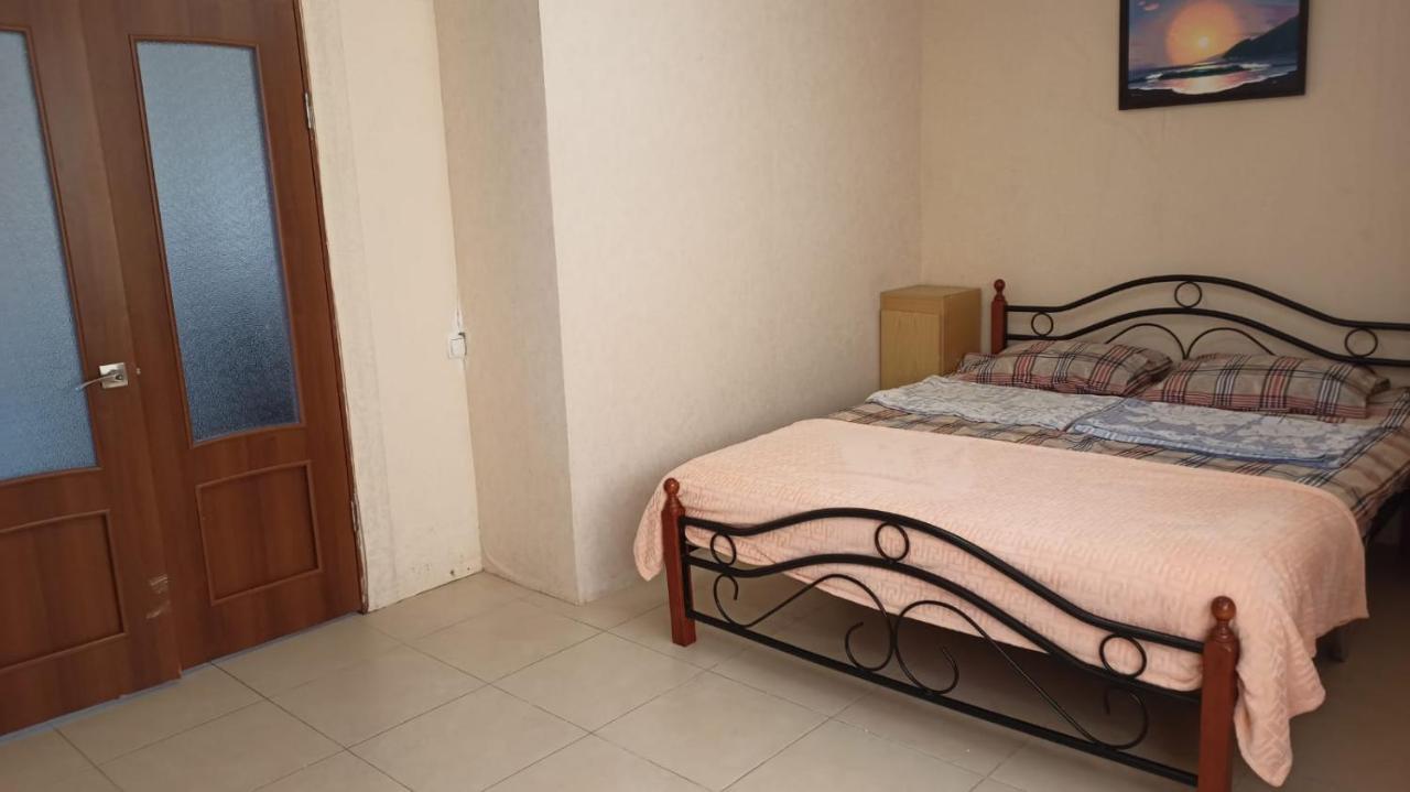 Hotel By The Sea Rozetta Sukhumi Luaran gambar