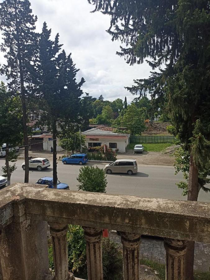 Hotel By The Sea Rozetta Sukhumi Luaran gambar