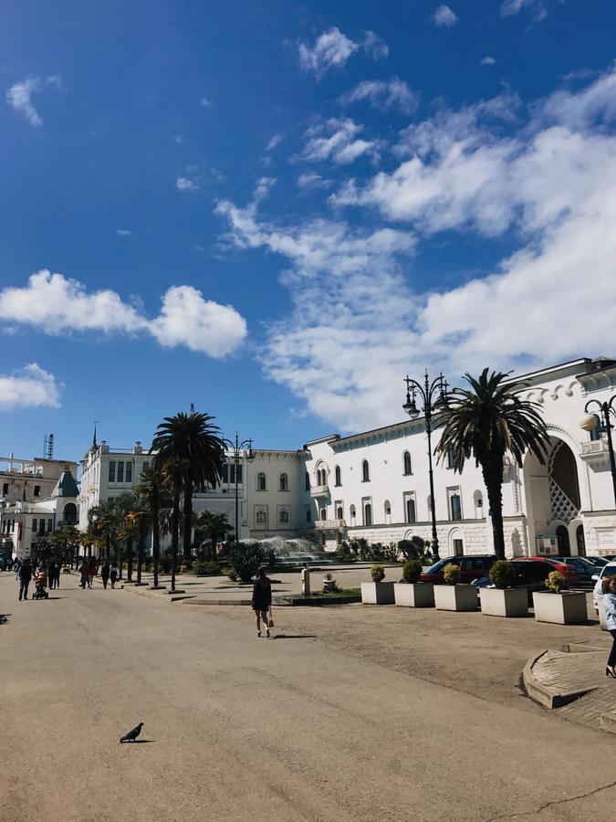 Hotel By The Sea Rozetta Sukhumi Luaran gambar